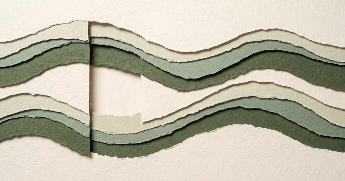 Papierschnitt-Illustration: eine rhythmische Papierwelle bricht an einer Kante ab, lässt eine leere Strecke frei und setzt dann wieder ein — ein Atemstillstand